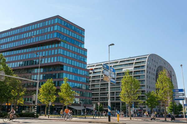 Fabriquez Votre Compost Maison pour une Permaculture Abondante et Durable