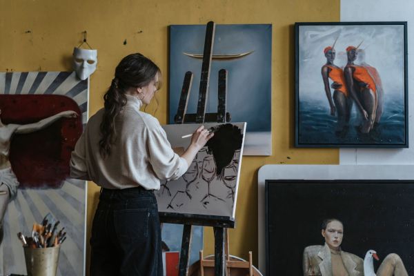 Top 10 façons de stimuler votre créativité avec l'art contemporain